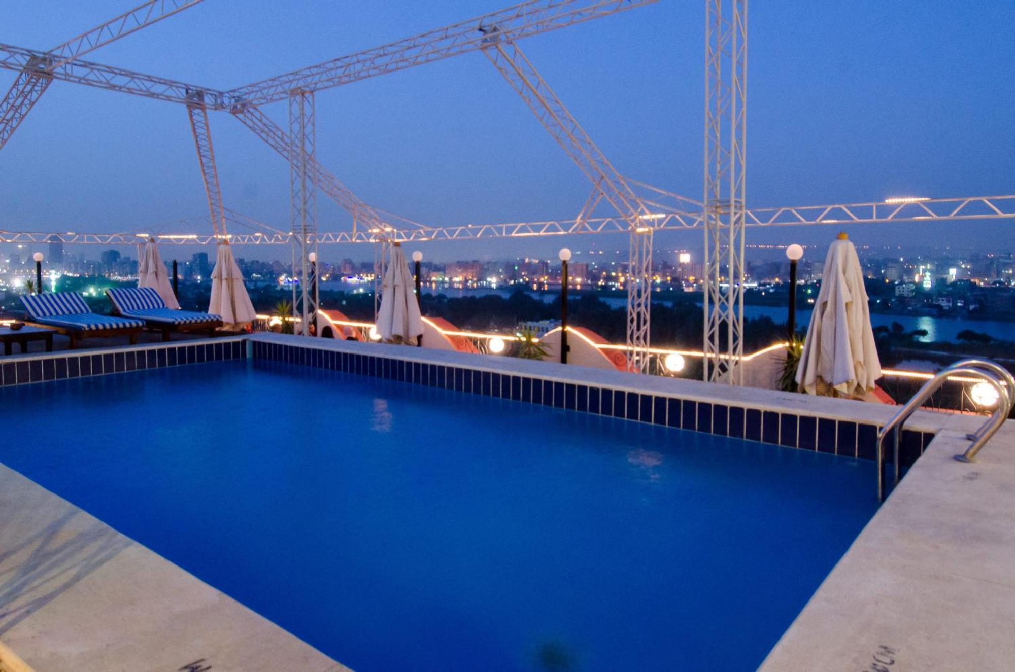 Swiss Inn Nile Hotel Giza Exterior foto